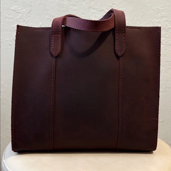 PLG Lola Zip - Picture 3 of 13